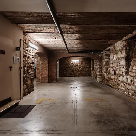 Aparthotel Ah Palazzo Stazione