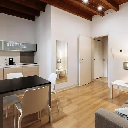 Ah Palazzo Stazione Aparthotel
