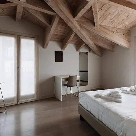Aparthotel Ah Palazzo Stazione 3*
