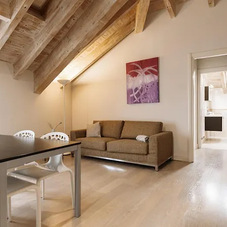 Aparthotel Ah Palazzo Stazione 3*